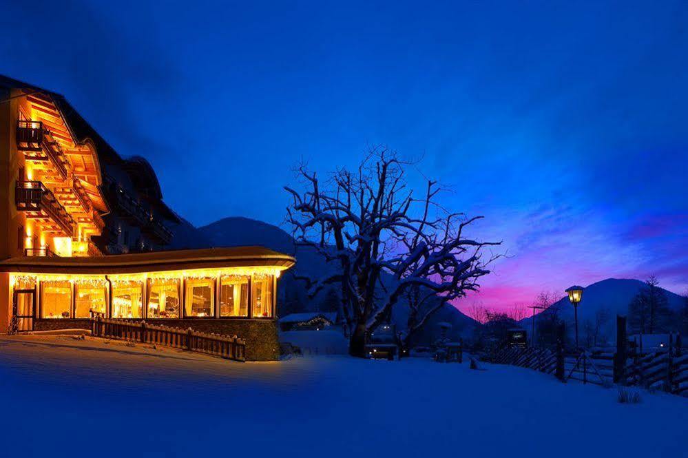 Strandhotel Am Weissensee Exteriér fotografie